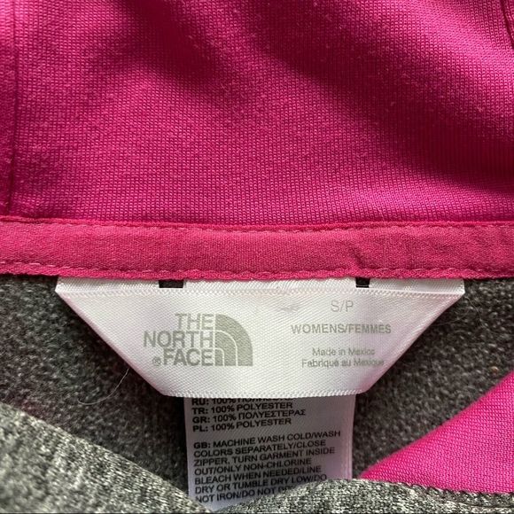 ✨50% OFF✨ The North Face Hoodie - Picture 9 of 11